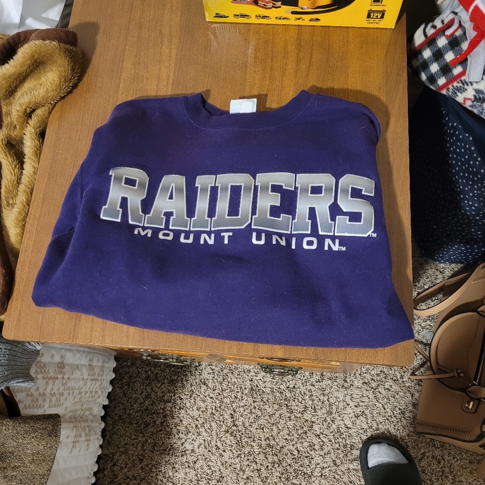 Mount Union crew neck